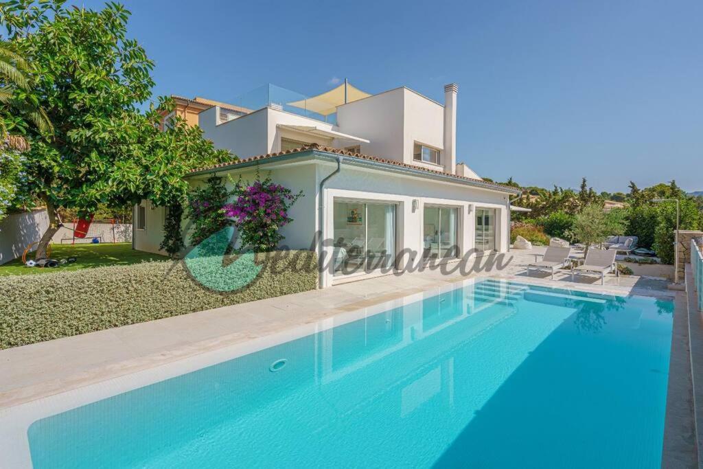 White Of The Pier Port By Villasmediterranean Villa *