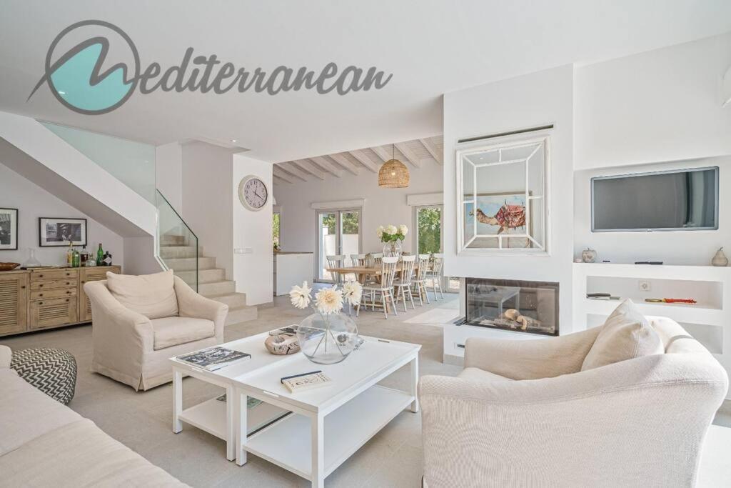 Villa White Of The Pier Port By Villasmediterranean *